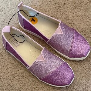 TOMS Lavender Glitter Slip-Ons